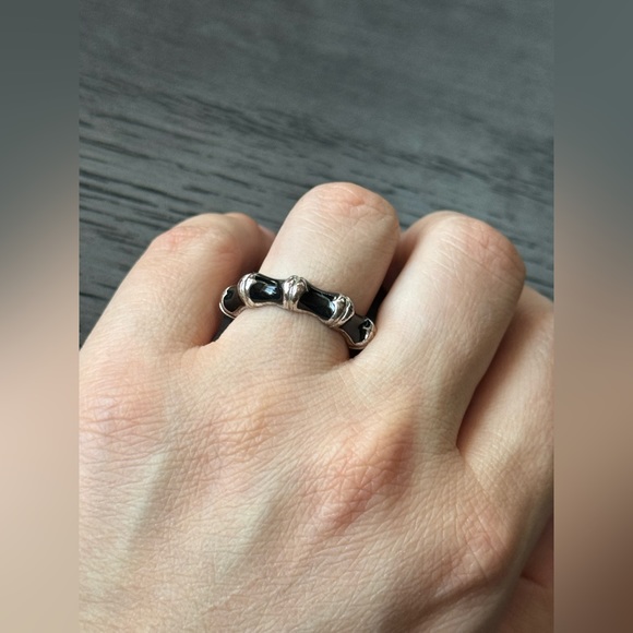Size 7.5 Black Resin Ring - Picture 4 of 12